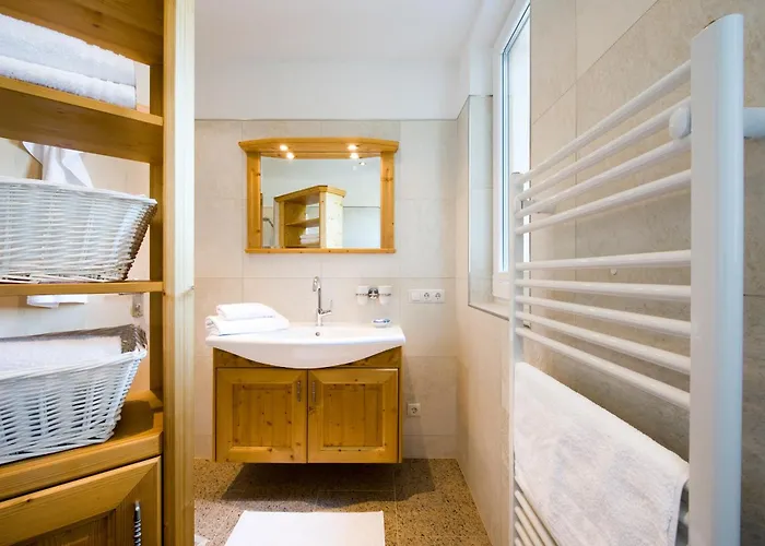 Kasperhof 6 - 7 *